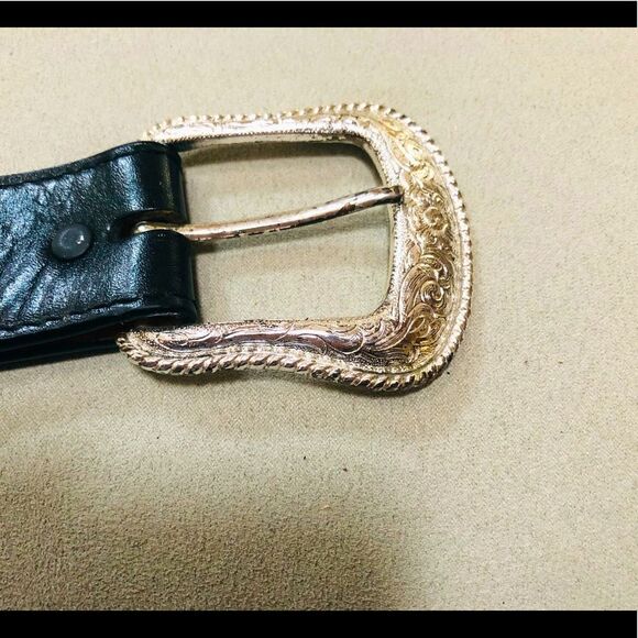 Beautiful vintage hand crafted leather belt by Ranger - Picture 7 of 7